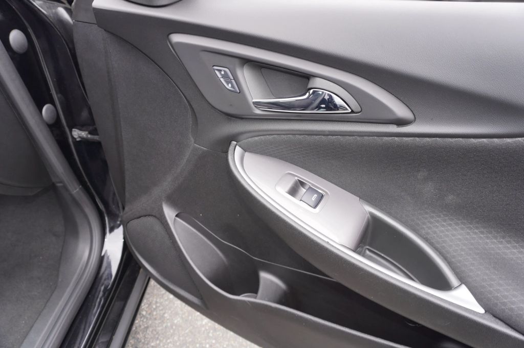 2025 CHEVROLET MALIBU SEDAN 4-CYL, TURBO, 1.5 LITER RS SEDAN 4D
