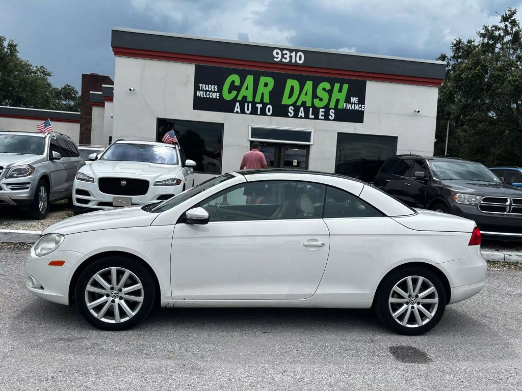 2009 VOLKSWAGEN EOS CONVERTIBLE 4-CYL, TURBO, 2.0 LITER KOMFORT CONVERTIBLE 2D