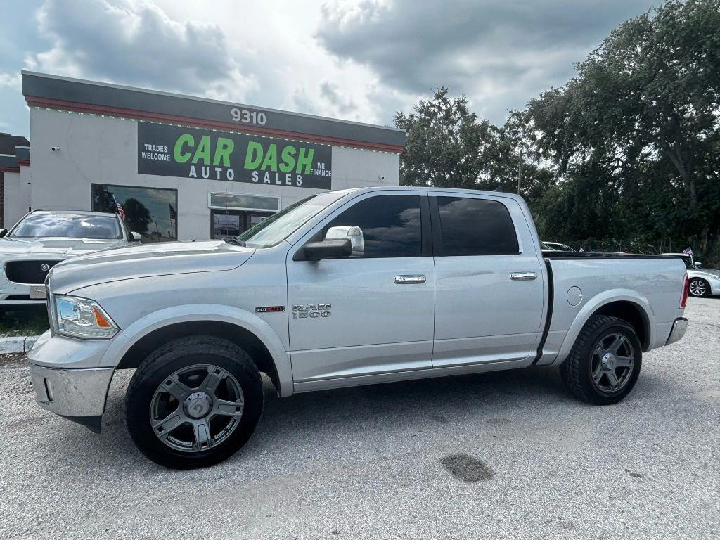 2015 RAM 1500 CREW CAB PICKUP V6, TURBO DIESEL, 3.0L LARAMIE PICKUP 4D 5 1/2 FT