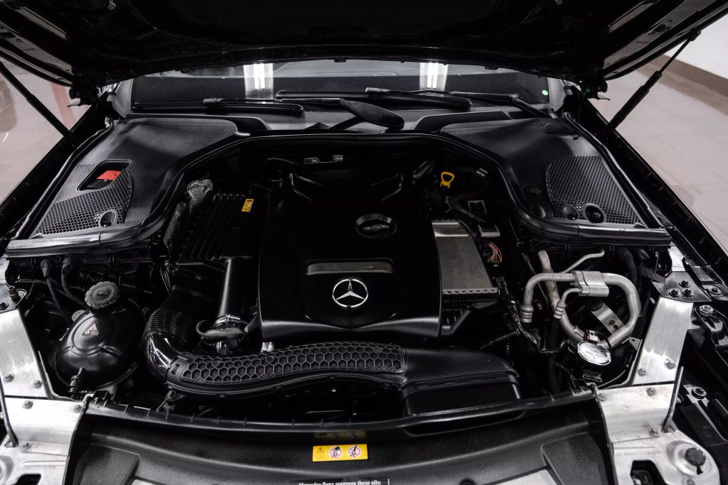 2017 MERCEDES-BENZ E-CLASS SEDAN 4-CYL, TURBO, 2.0 LITER E 300 4MATIC SEDAN 4D