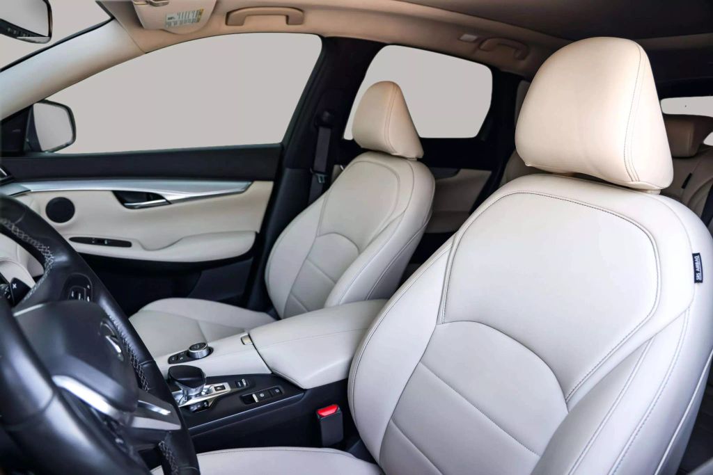 2020 INFINITI QX50 SUV 4-CYL, TURBO, 2.0 LITER LUXE SPORT UTILITY 4D