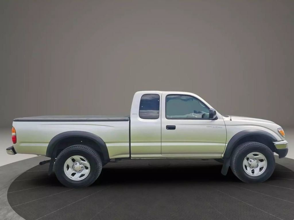 2004 Toyota Tacoma Xtracab - Image 4 2004 Toyota Tacoma Xtracab - Image 4