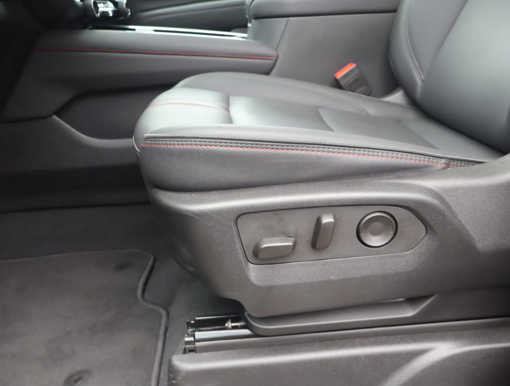 2025 CHEVROLET TAHOE SUV V8, ECOTEC3, 5.3 LITER RST SPORT UTILITY 4D