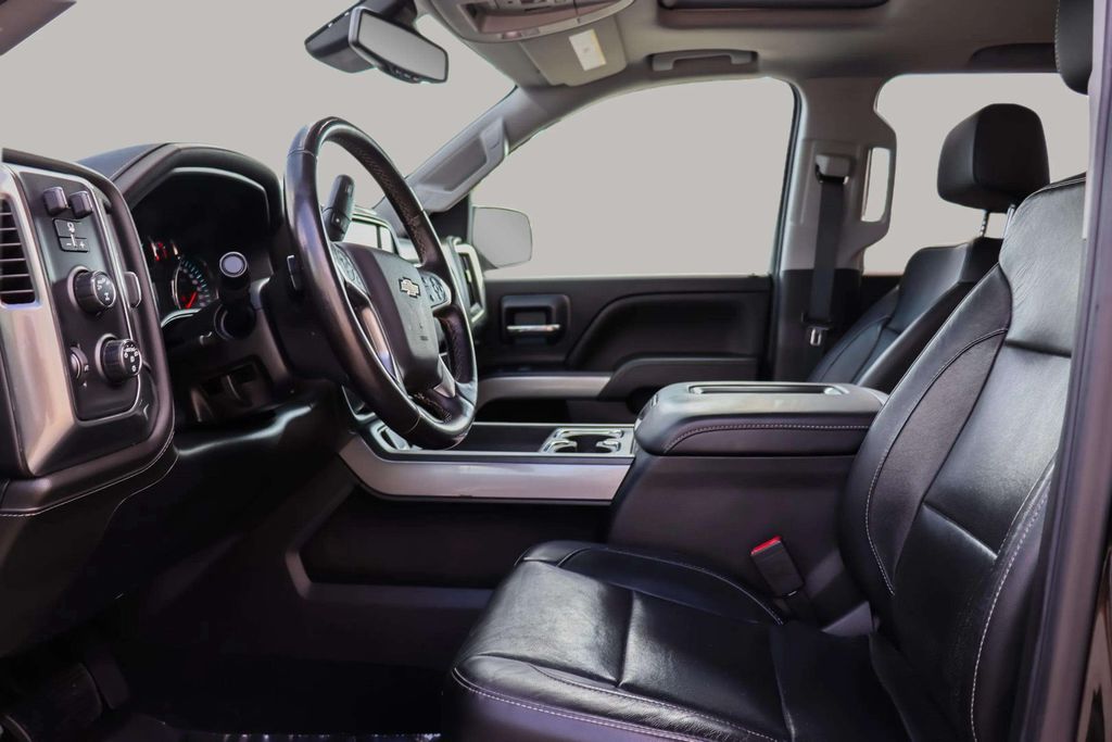 2018 CHEVROLET SILVERADO 1500 CREW CAB PICKUP V8, ECOTEC3, 5.3 LITER Z71 LTZ PICKUP 4D 5 3/4 FT