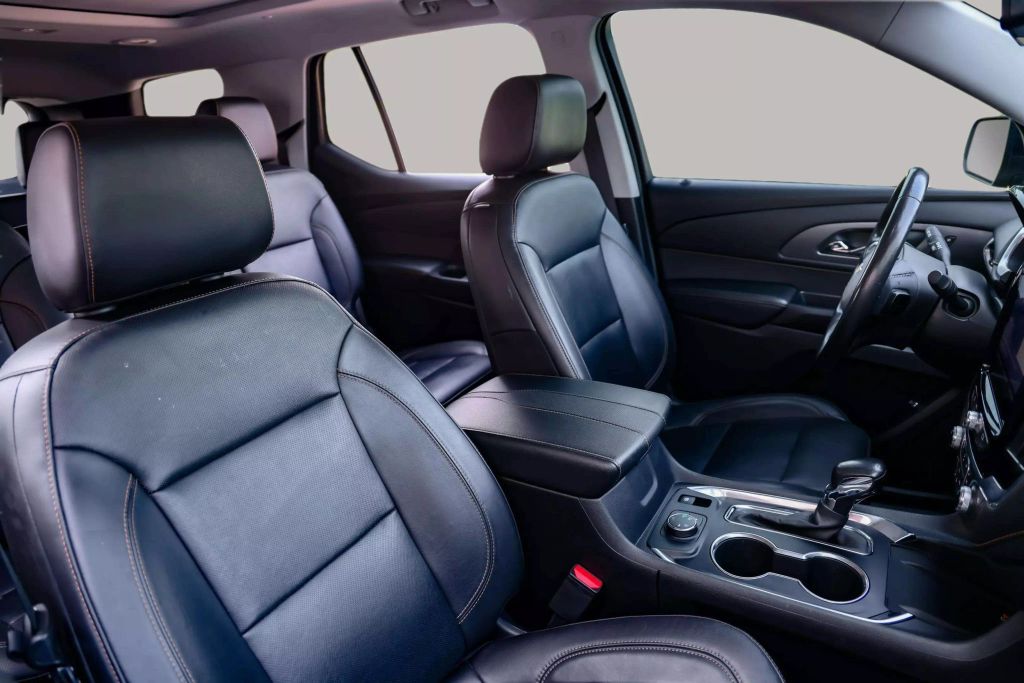 2021 CHEVROLET TRAVERSE SUV V6, 3.6 LITER PREMIER SPORT UTILITY 4D
