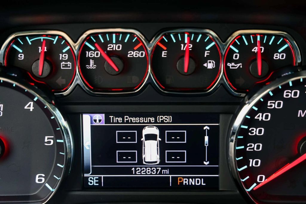 2019 CHEVROLET SUBURBAN SUV V8, ECOTEC3, 5.3 LITER LT SPORT UTILITY 4D