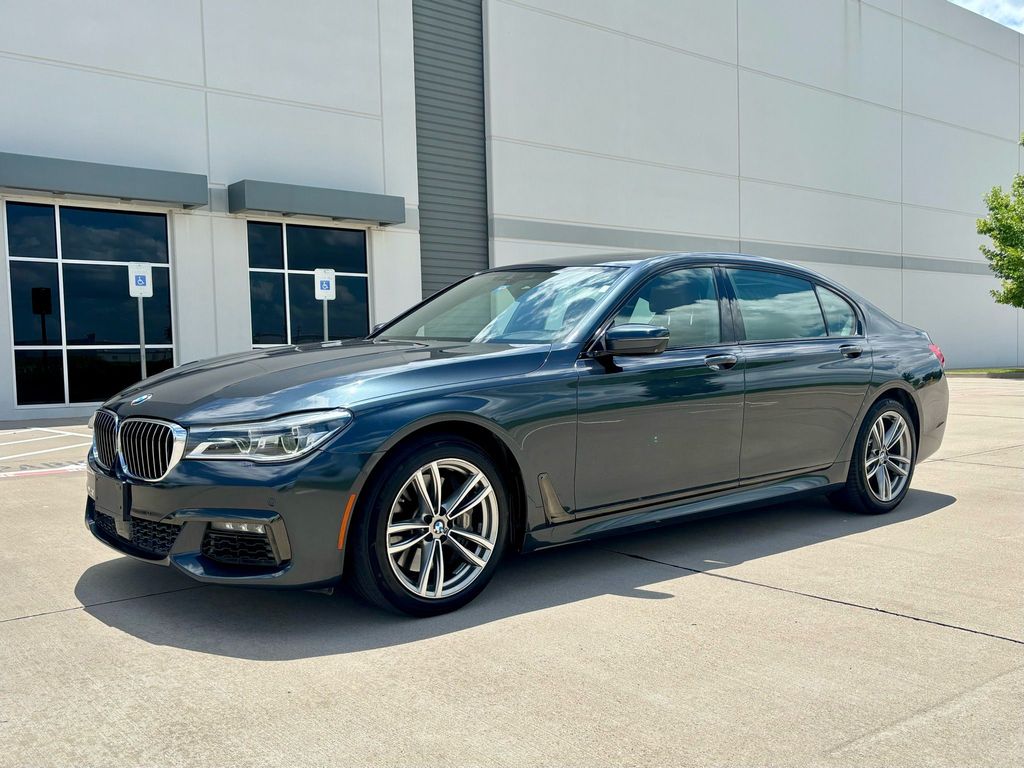 2016 Bmw 7 Series - Image 2 2016 Bmw 7 Series - Image 2