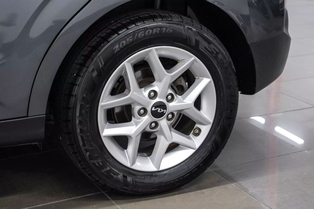 2022 KIA SOUL WAGON 4-CYL, 2.0 LITER LX WAGON 4D