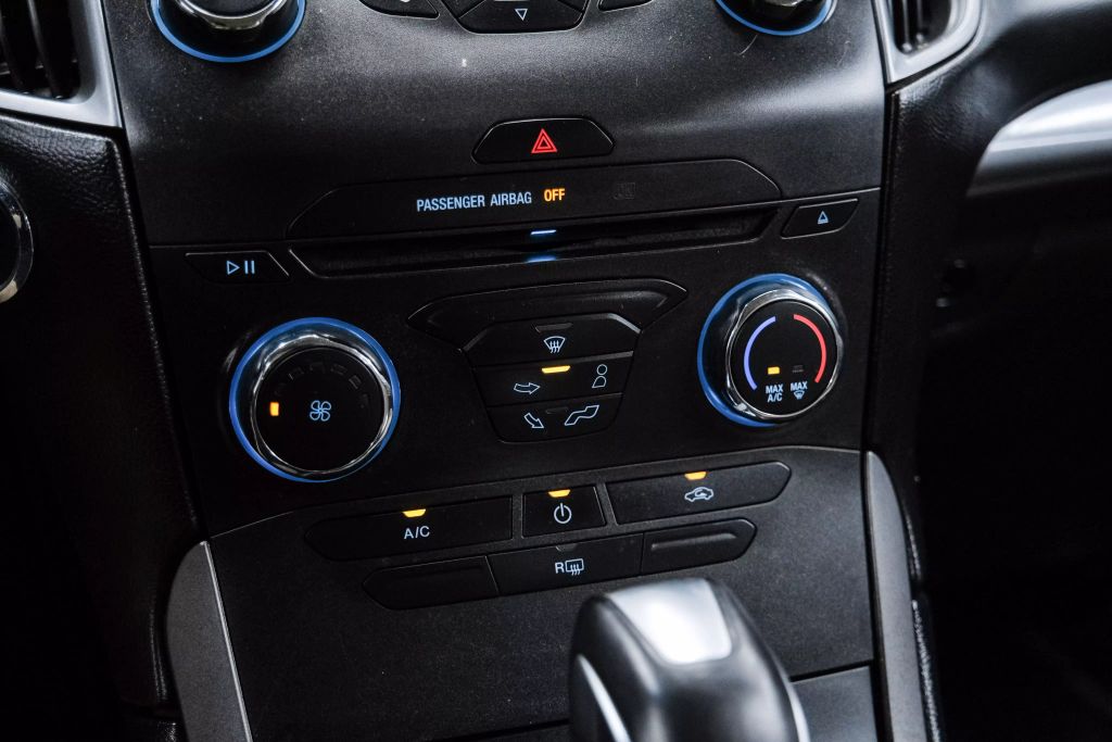 2016 FORD EDGE SUV 4-CYL ECOBOOST 2.0L SE SPORT UTILITY 4D