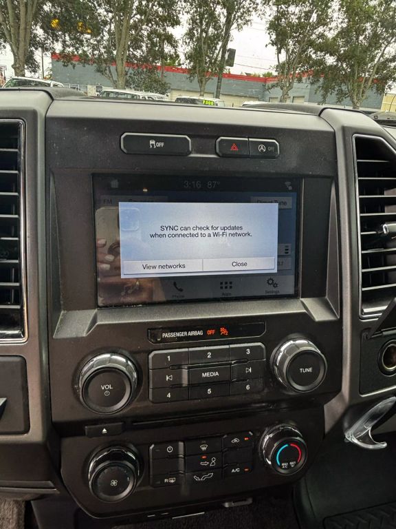 2018 FORD F150 SUPERCREW CAB PICKUP V6, ECOBOOST, TT, 2.7L XLT PICKUP 4D 5 1/2 FT
