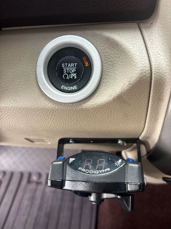 2015 RAM 1500 CREW CAB PICKUP V6, TURBO DIESEL, 3.0L LARAMIE PICKUP 4D 5 1/2 FT