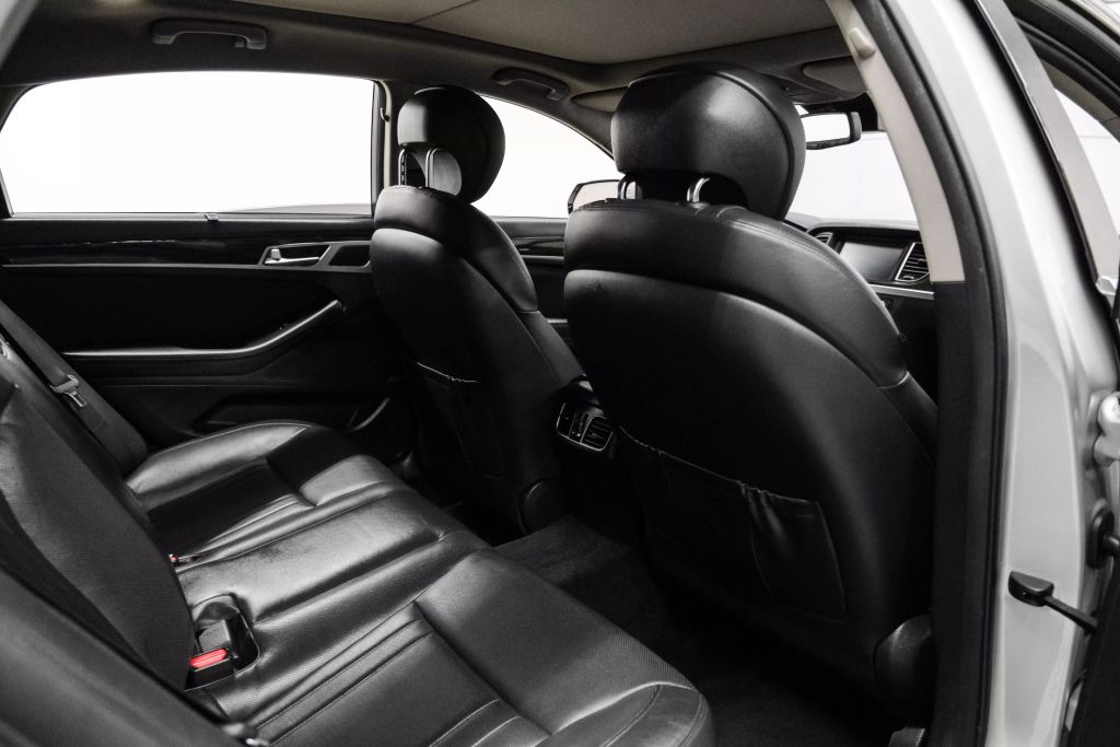 2017 GENESIS G80 SEDAN V6, 3.8 LITER 3.8 SEDAN 4D