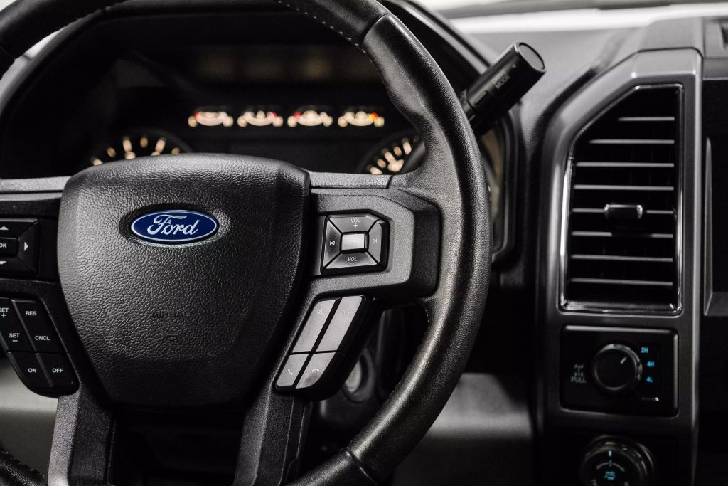 2019 FORD F150 SUPERCREW CAB PICKUP V6, ECOBOOST, TWIN TURBO, 3.5 LITER XLT PICKUP 4D 5 1/2 FT