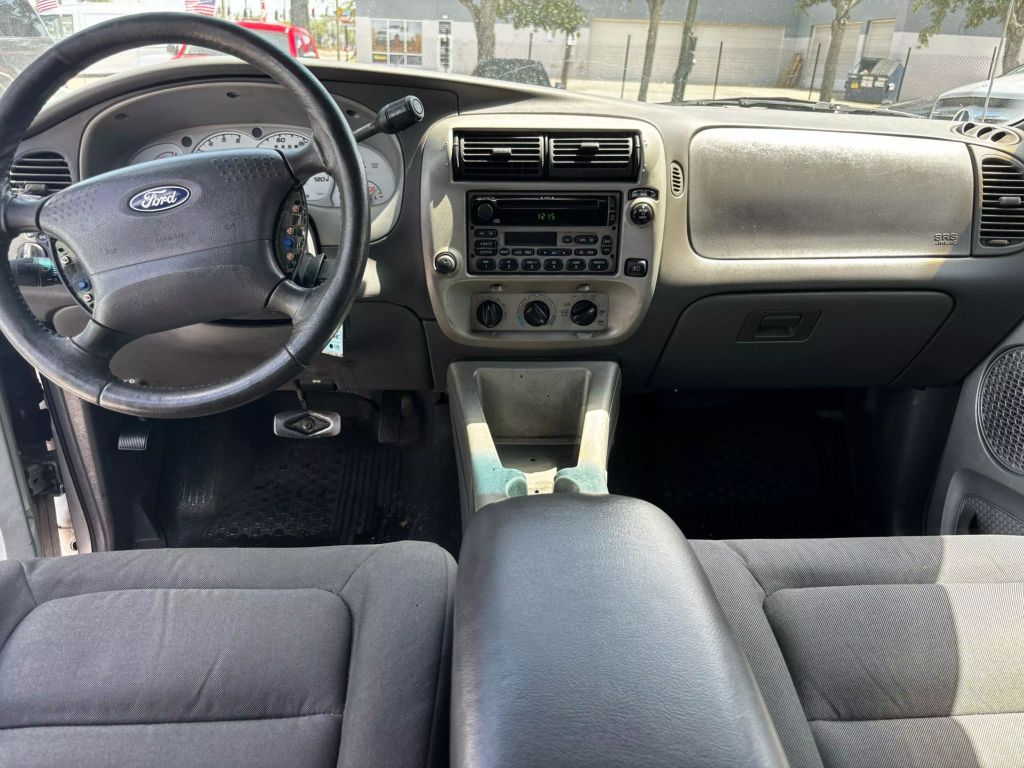 2001 FORD EXPLORER SPORT TRAC SUV V6, 4.0 LITER UTILITY PICKUP 4D