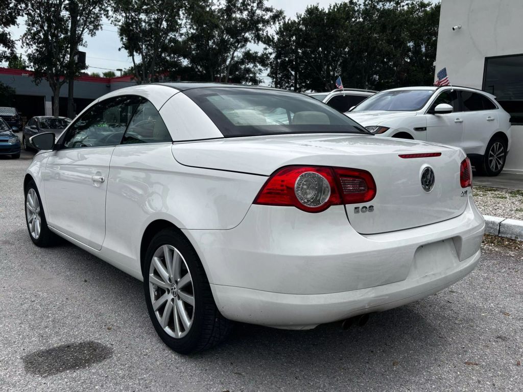 2009 VOLKSWAGEN EOS CONVERTIBLE 4-CYL, TURBO, 2.0 LITER KOMFORT CONVERTIBLE 2D