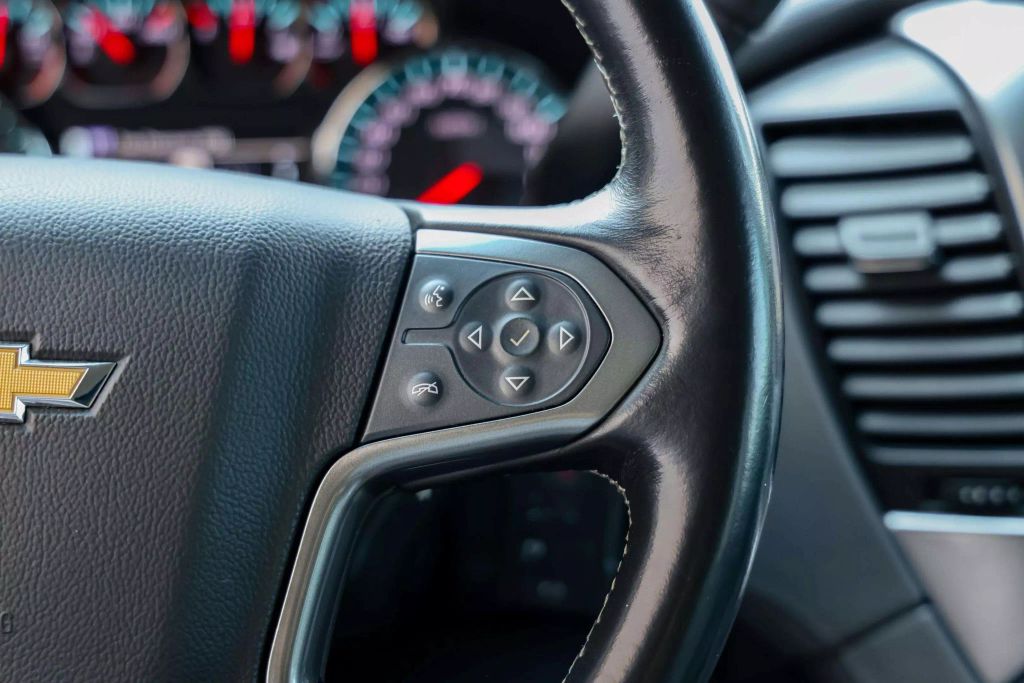 2019 CHEVROLET SUBURBAN SUV V8, ECOTEC3, 5.3 LITER LT SPORT UTILITY 4D