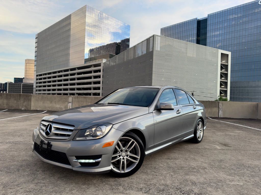 2013 Mercedes-Benz C-Class C300 Luxury