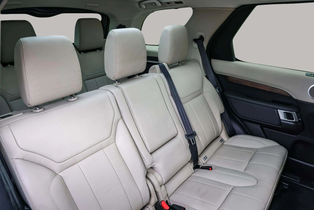 2018 LAND ROVER DISCOVERY SUV V6, SUPERCHARGED, 3.0 LITER HSE SPORT UTILITY 4D