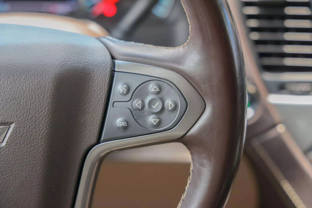 2019 CHEVROLET SUBURBAN SUV V8, ECOTEC3, 5.3 LITER LT SPORT UTILITY 4D