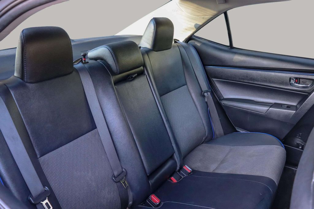 2018 TOYOTA COROLLA SEDAN 4-CYL, 1.8 LITER SE SEDAN 4D