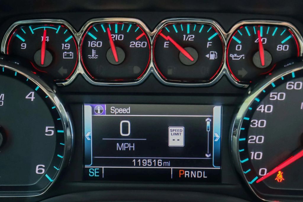 2020 CHEVROLET SUBURBAN SUV V8, ECOTEC3, 5.3 LITER LT SPORT UTILITY 4D