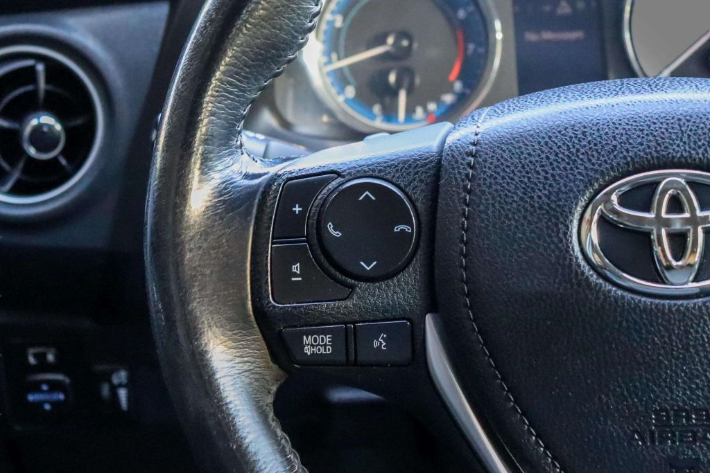 2018 TOYOTA COROLLA SEDAN 4-CYL, 1.8 LITER SE SEDAN 4D