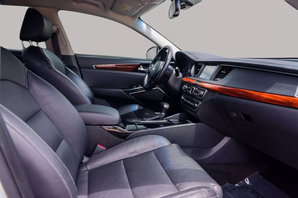 2019 KIA CADENZA SEDAN V6, GDI, 3.3 LITER PREMIUM SEDAN 4D
