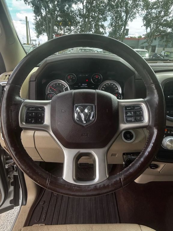 2015 RAM 1500 CREW CAB PICKUP V6, TURBO DIESEL, 3.0L LARAMIE PICKUP 4D 5 1/2 FT