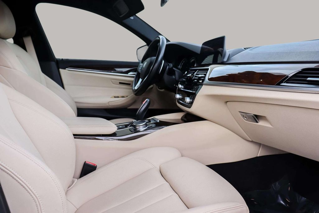 2018 BMW 5 SERIES SEDAN 4-CYL, TWIN TURBO, 2.0 LITER 530I SEDAN 4D