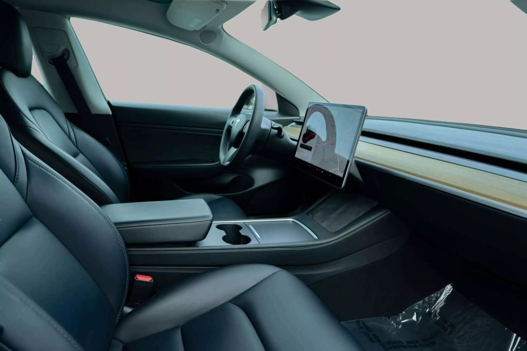 2021 TESLA MODEL 3 SEDAN DUAL ELECTRIC MOTORS LONG RANGE SEDAN 4D