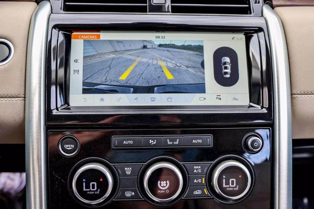 2018 LAND ROVER DISCOVERY SUV V6, SUPERCHARGED, 3.0 LITER HSE SPORT UTILITY 4D