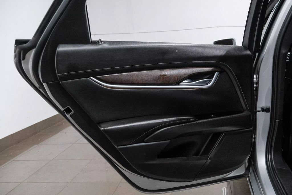 2019 CADILLAC XTS SEDAN V6, 3.6 LITER LUXURY SEDAN 4D
