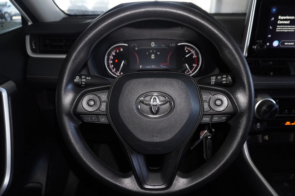 2024 TOYOTA RAV4 SUV 4-CYL, DYNAMIC-FORCE, 2.5 LITER LE SPORT UTILITY 4D