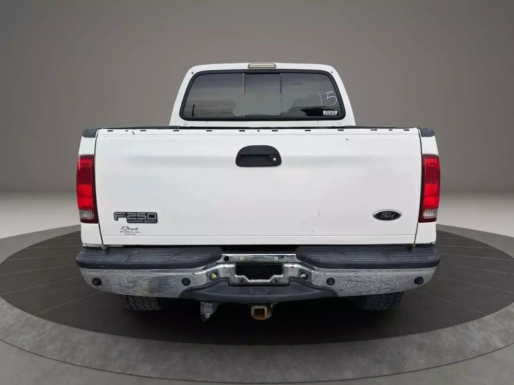 2004 Ford F250 Super Duty Crew Cab - Image 6