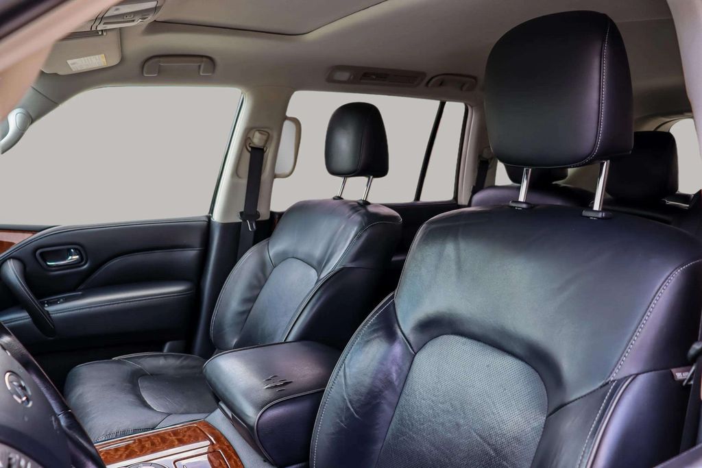 2018 INFINITI QX80 SUV V8, 5.6 LITER SPORT UTILITY 4D