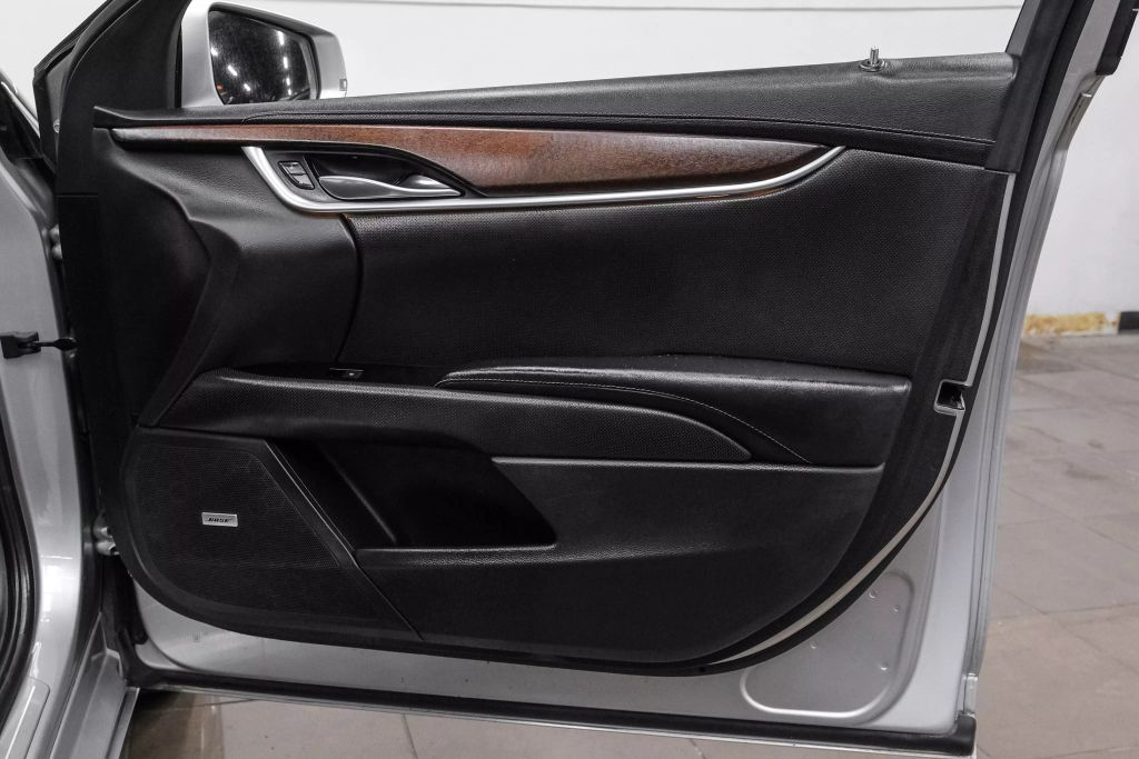 2019 CADILLAC XTS SEDAN V6, 3.6 LITER LUXURY SEDAN 4D
