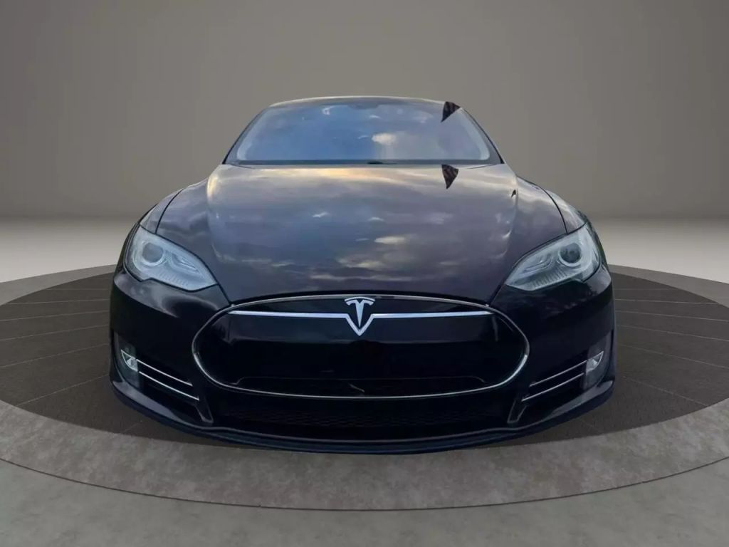 2012 Tesla Model S - Image 3 2012 Tesla Model S - Image 3