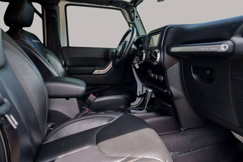 2015 JEEP WRANGLER SUV V6, 3.6 LITER UNLIMITED RUBICON SPORT UTILITY 4D