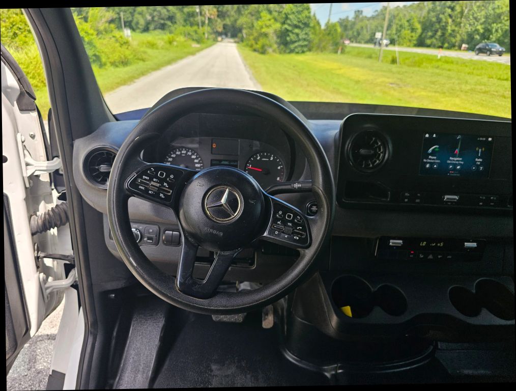 2022 Mercedes-benz Sprinter 2500 Cargo - Image 11 2022 Mercedes-benz Sprinter 2500 Cargo - Image 11