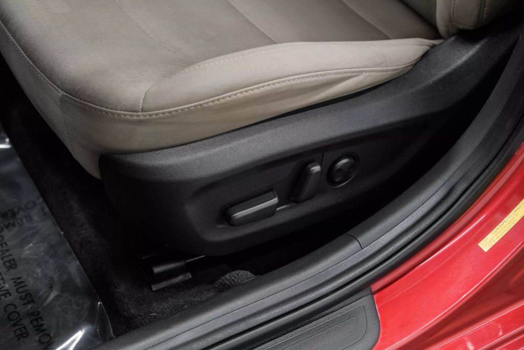 2017 HYUNDAI ELANTRA SEDAN 4-CYL, 2.0 LITER SE VALUE EDITION SEDAN 4D