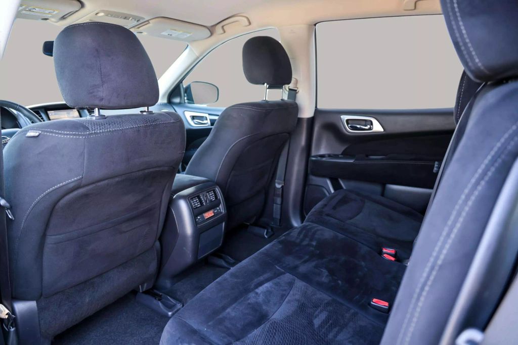 2015 NISSAN PATHFINDER SUV V6, 3.5 LITER SV SPORT UTILITY 4D