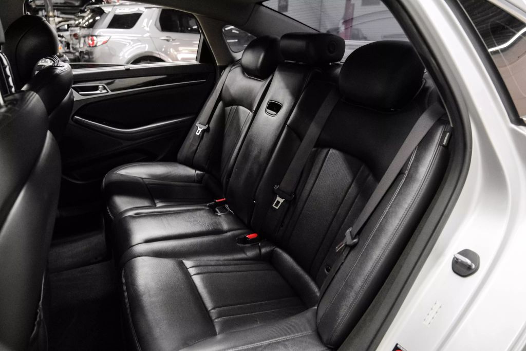2017 GENESIS G80 SEDAN V6, 3.8 LITER 3.8 SEDAN 4D