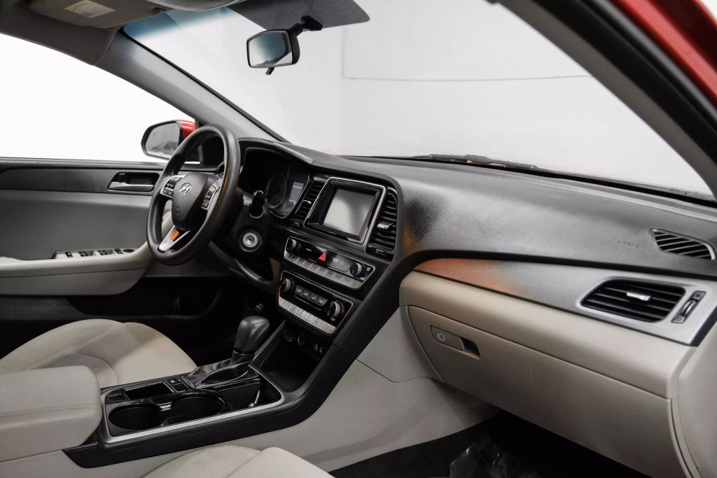 2019 HYUNDAI SONATA SEDAN 4-CYL, SULEV, 2.4 LITER SE SEDAN 4D