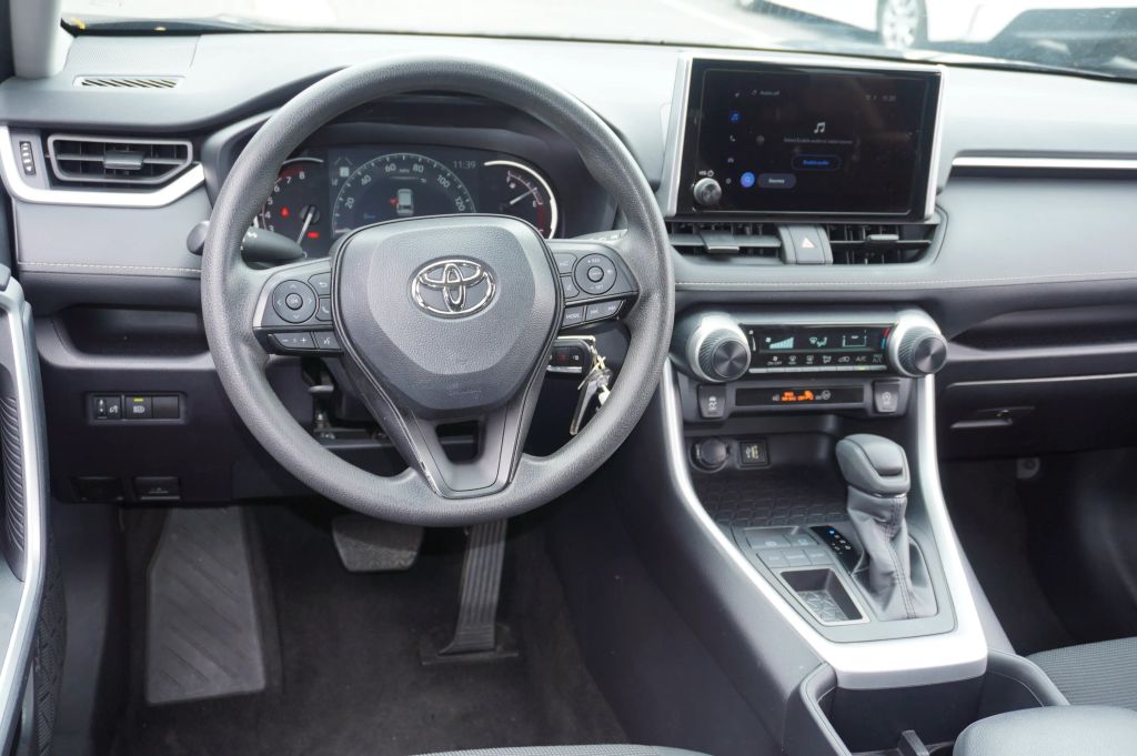 2024 TOYOTA RAV4 SUV 4-CYL, DYNAMIC-FORCE, 2.5 LITER LE SPORT UTILITY 4D