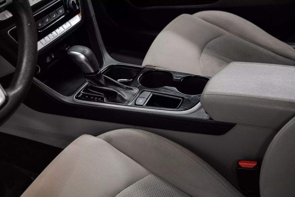 2019 HYUNDAI SONATA SEDAN 4-CYL, SULEV, 2.4 LITER SE SEDAN 4D