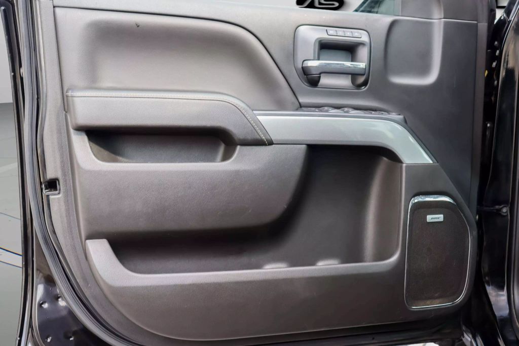 2018 CHEVROLET SILVERADO 1500 CREW CAB PICKUP V8, ECOTEC3, 5.3 LITER Z71 LTZ PICKUP 4D 5 3/4 FT