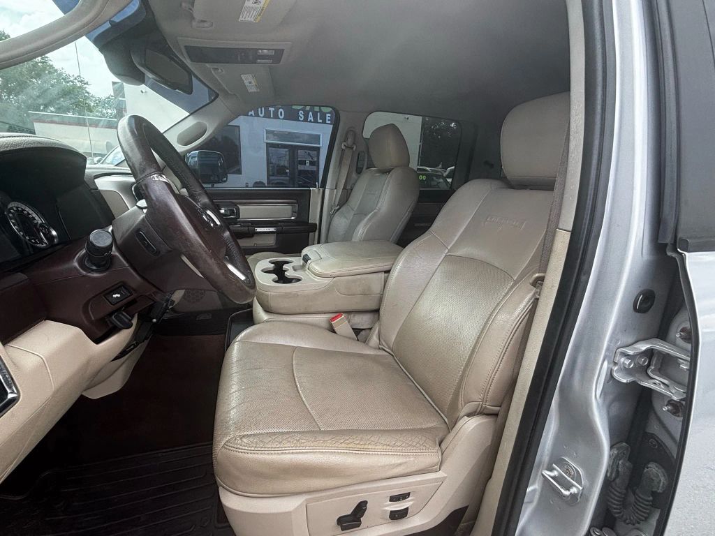 2015 RAM 1500 CREW CAB PICKUP V6, TURBO DIESEL, 3.0L LARAMIE PICKUP 4D 5 1/2 FT