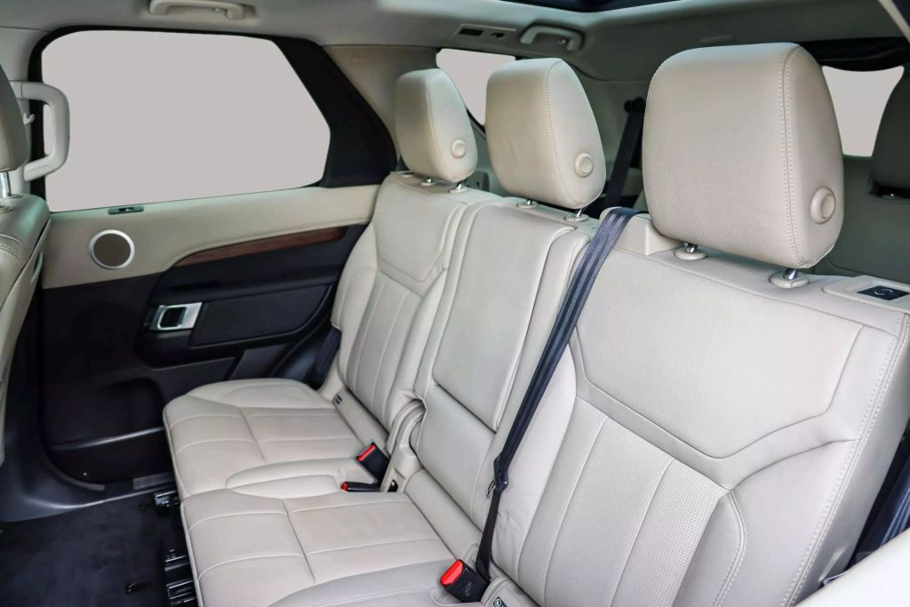 2018 LAND ROVER DISCOVERY SUV V6, SUPERCHARGED, 3.0 LITER HSE SPORT UTILITY 4D