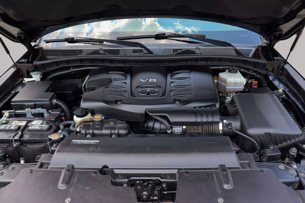2018 INFINITI QX80 SUV V8, 5.6 LITER SPORT UTILITY 4D