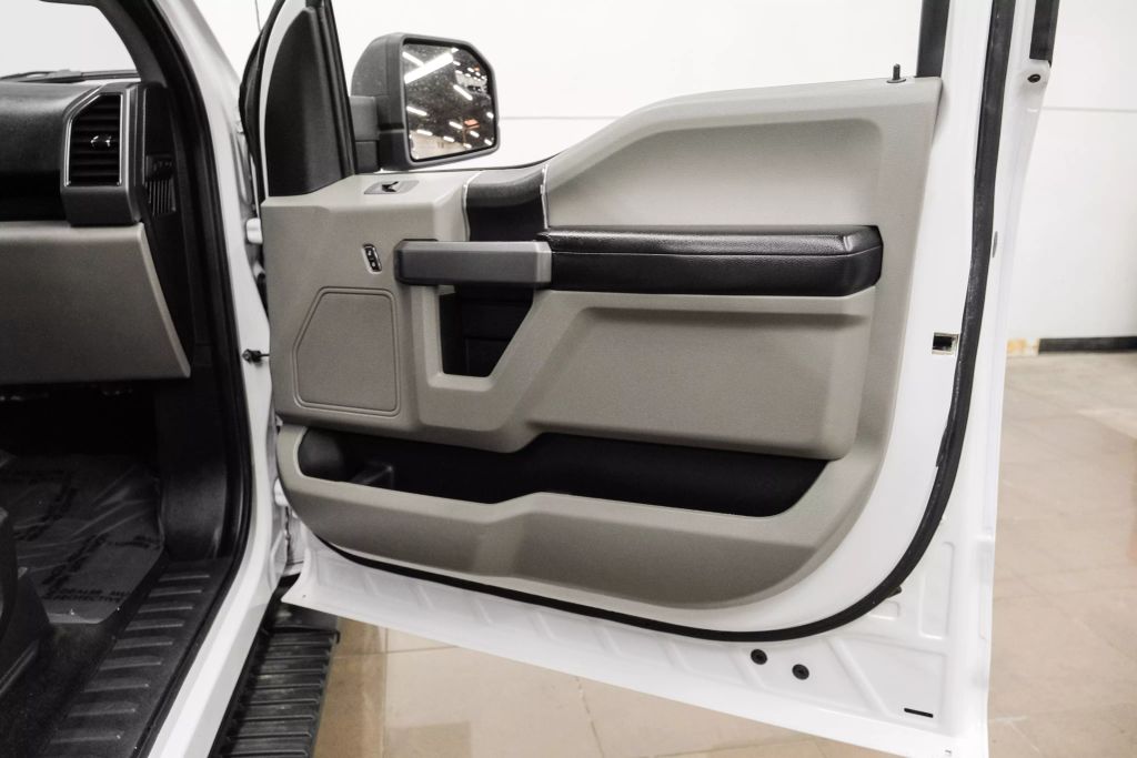 2019 FORD F150 SUPERCREW CAB PICKUP V6, ECOBOOST, TWIN TURBO, 3.5 LITER XLT PICKUP 4D 5 1/2 FT